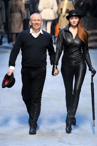 Look 54